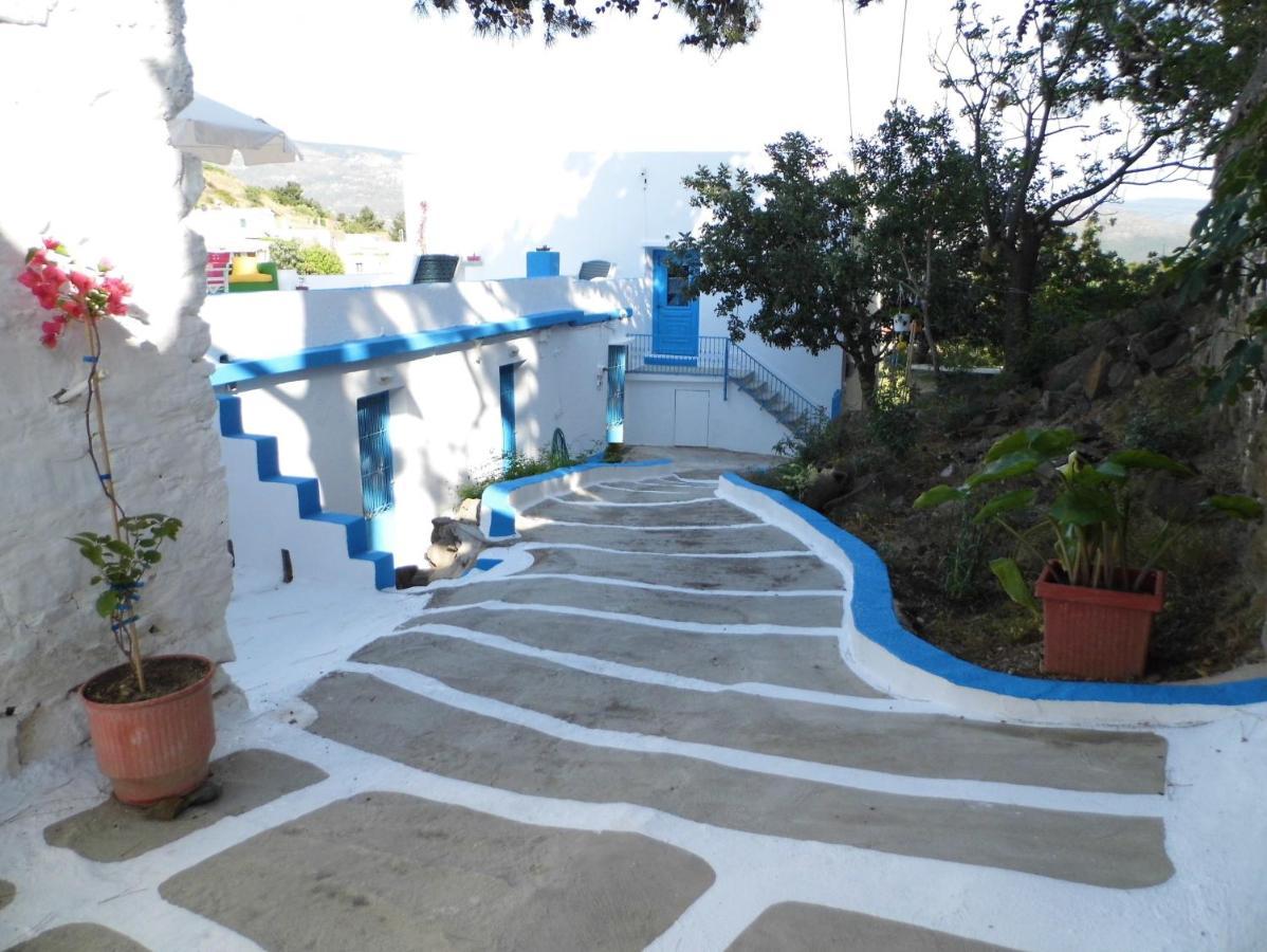 Villa Kotetsi - Rooms To Let - Volissos - Chios エクステリア 写真